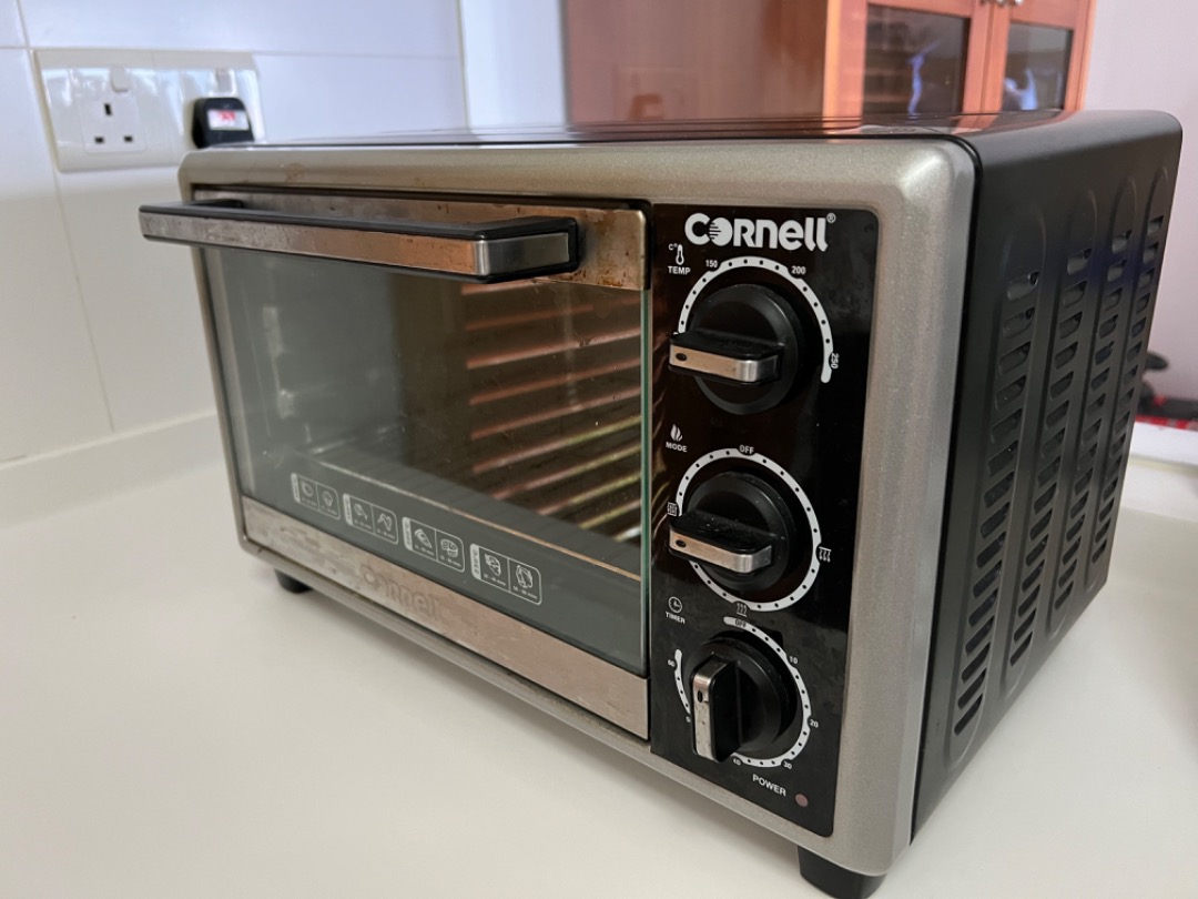 Small electric oven, TV & Home Appliances, Kitchen Appliances, Ovens