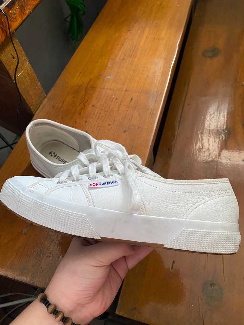 Superga megamall top