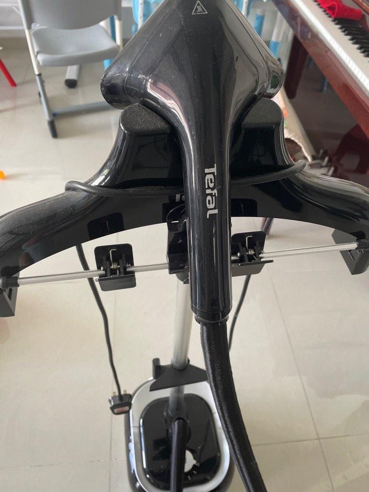 Tefal steamer iron, TV & Home Appliances, Irons & Steamers on Carousell