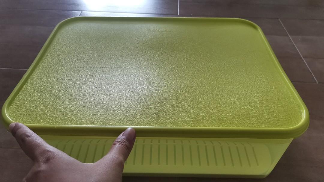 Tupperware Vegetables storage, Furniture & Home Living, Kitchenware