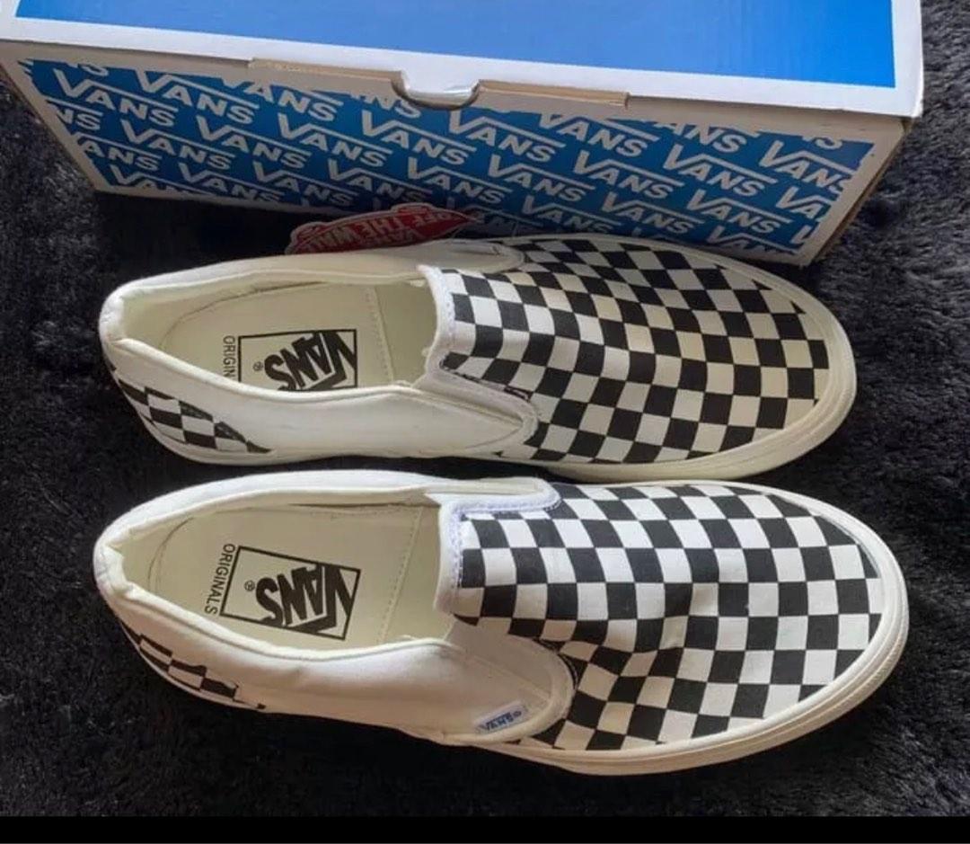 Vans Super Sale until Nov 2, Women's Fashion, Footwear, Sneakers on  Carousell
