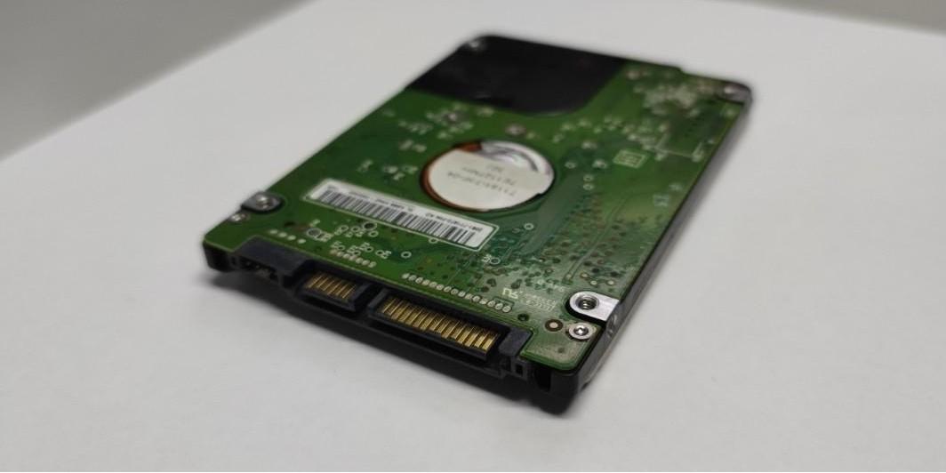 Western digital 320 GB - 2.5" Hard disk drive (Category: Hard Disks & Thumbdrives) located in Manila. Submitted by twishi18 (Listing ID 1193294853, Image 3). Description: 320 GB Western Digital 2.5" Hard Disk Drive From Acer micro desktop, 5400 RPM speed spindle Formatted to NTFS Perfect for external drive (enclosure not included).