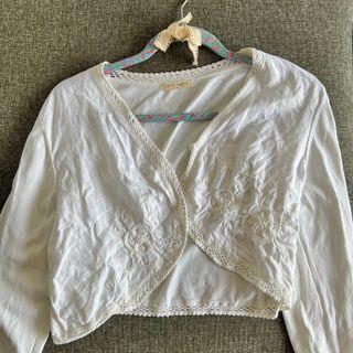 White Floral Embroidery Cardigan