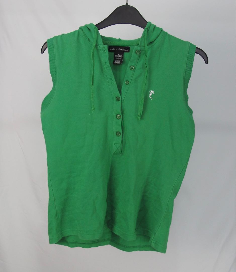 Y2k top, Women's Fashion, Tops, Sleeveless on Carousell