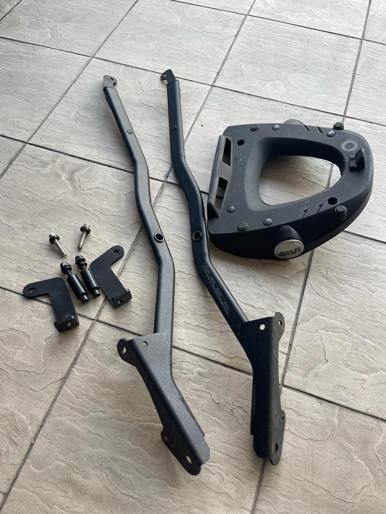 Mt 07 givi hot sale rack