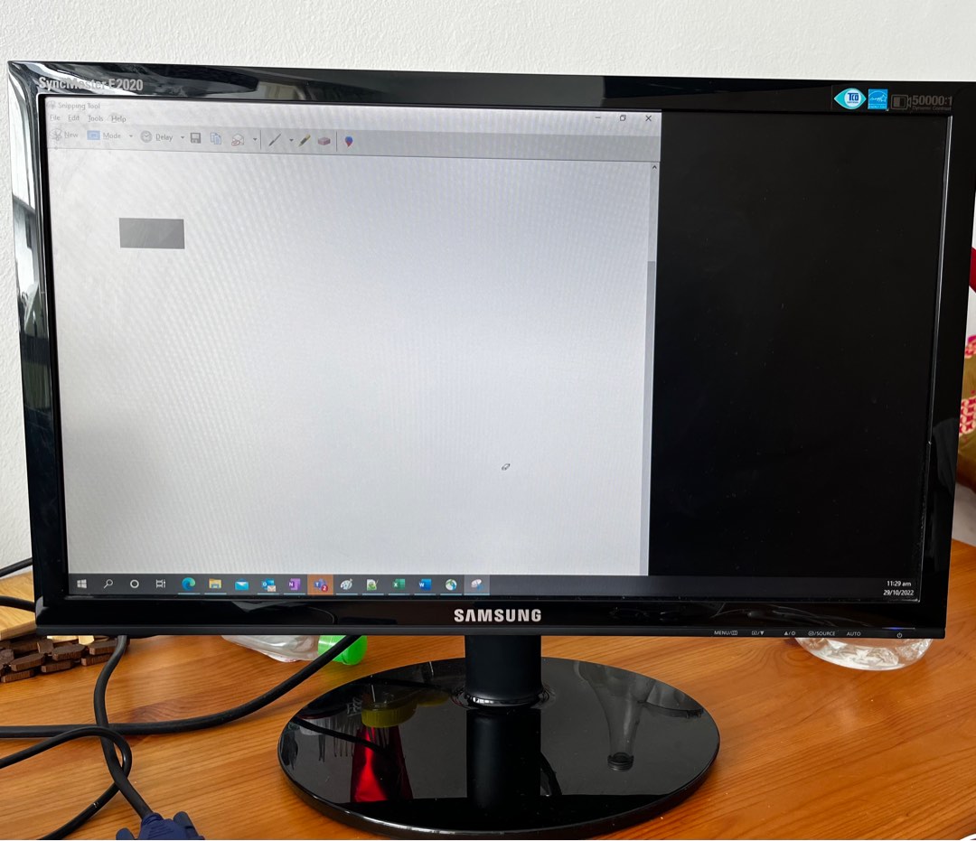 20” Samsung monitor, Computers & Tech, Desktops on Carousell