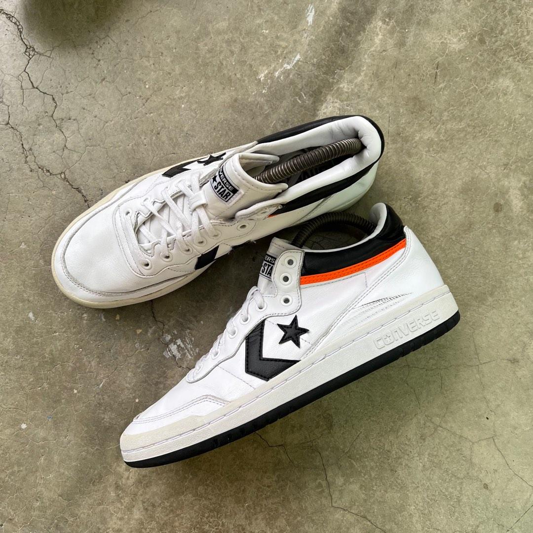 Converse fastbreak store mid white black