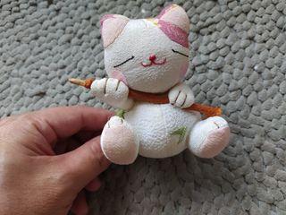 可愛小花貓波波。