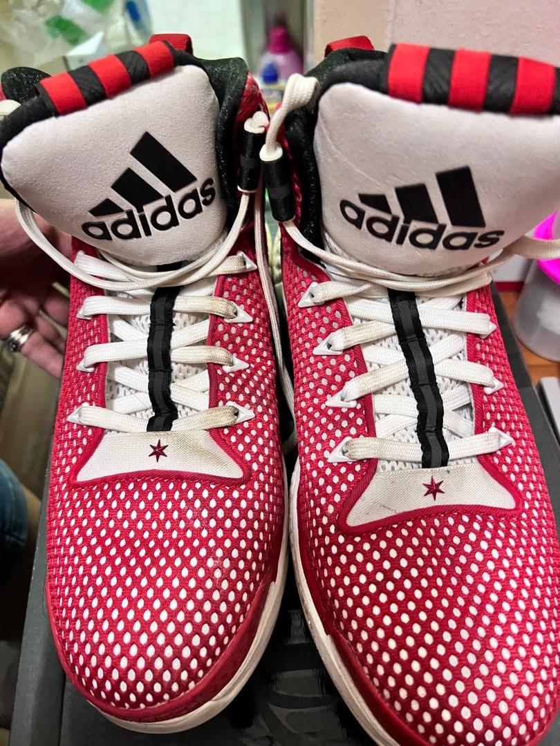 Mens adidas shop basketball shoes clearance