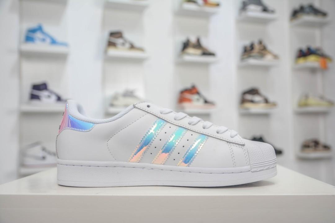 Adidas superstar holographic kopen store