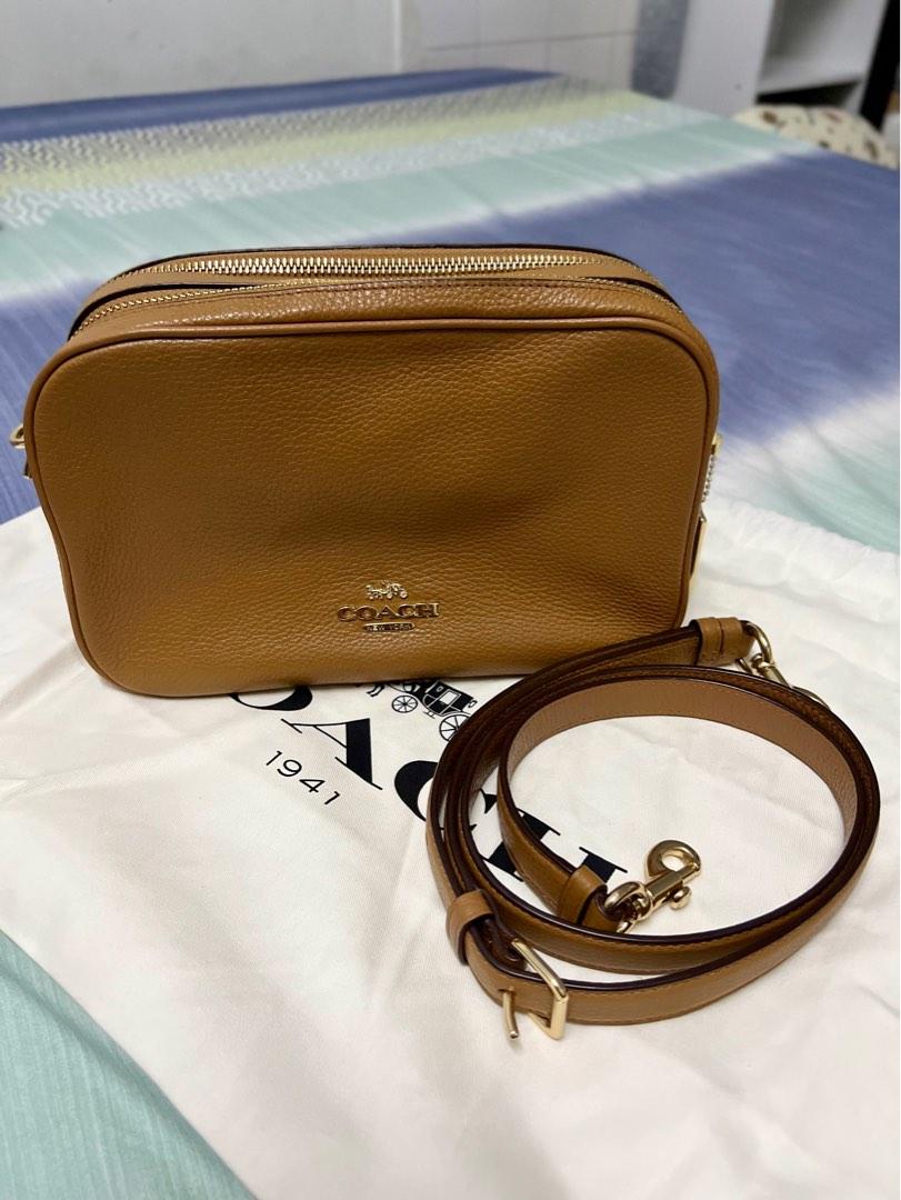 Coach jes hotsell crossbody light saddle