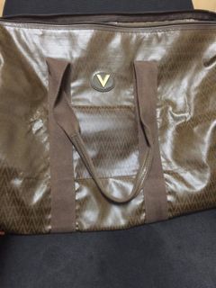 (Category: ) located in . Submitted by denisegoesshopping (Listing ID 1193531199, Image 1). Description: .