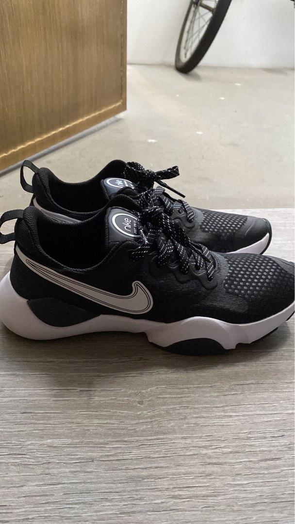 womens black nike running shoes sale