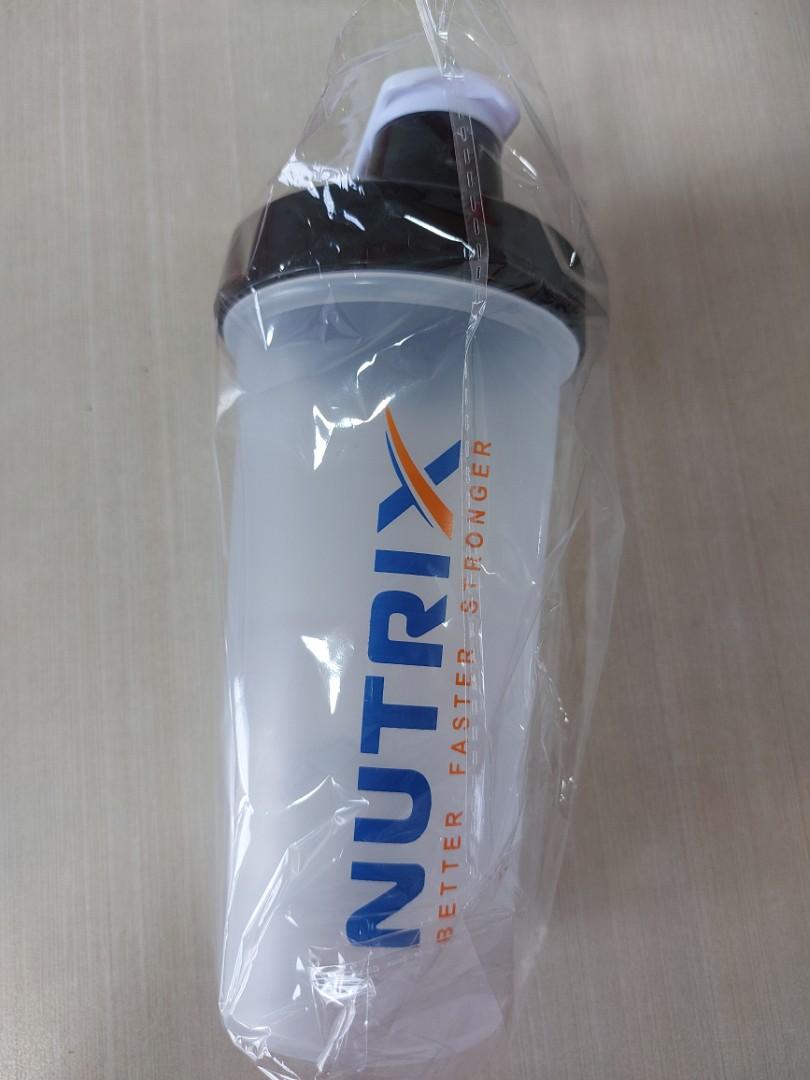 Brand new protein shaker bottle with blender ball, Furniture & Home