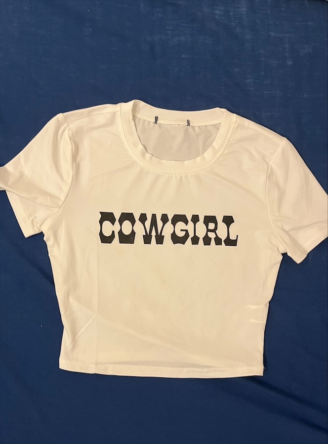 Brandy Melville White Cowgirl Baby Tee Dupe, Women's Fashion, Tops