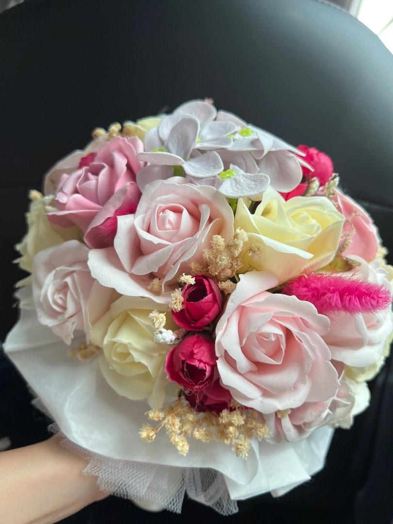 Ehh Budak2 nak romantic juga 😌#bouquet #flowerbouquet