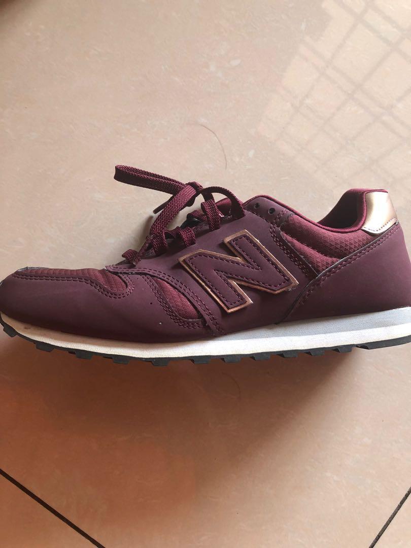 Burgundy Rose Gold New Balance 373