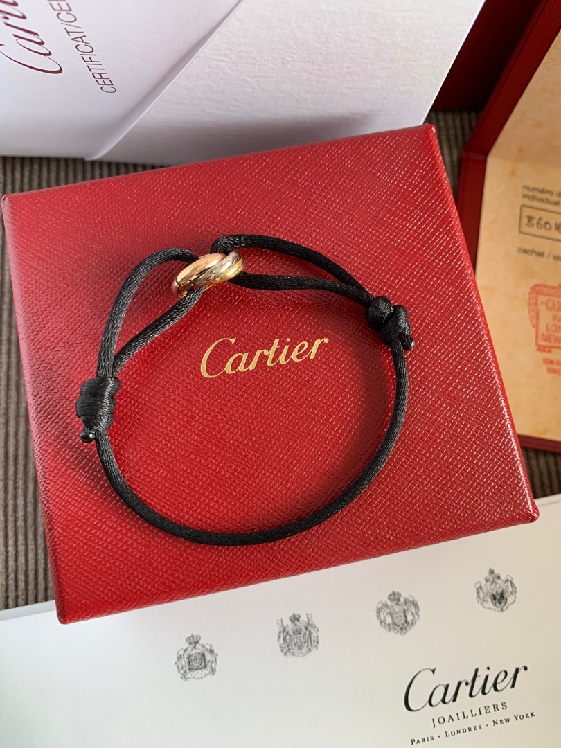 Cartier trinity outlet bracelet used