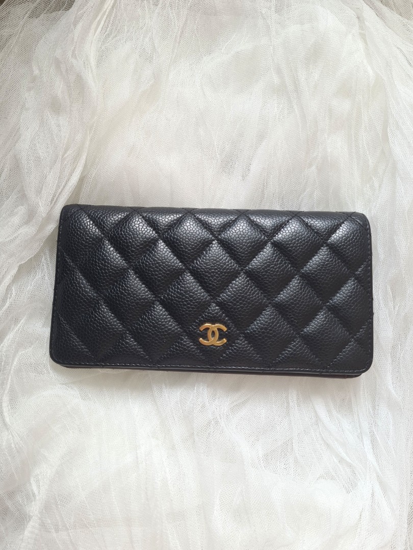 CHANEL CAVIAR YEN BIFOLD WALLET GHW, Luxury, Bags & Wallets on Carousell