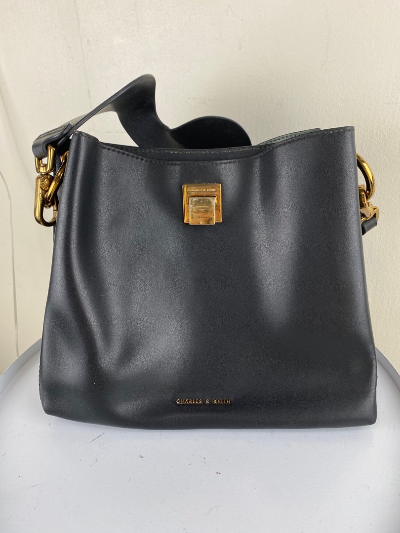 CHARLES AND KEITH BUCKET BAG, Luxury, Bags & Wallets on Carousell
