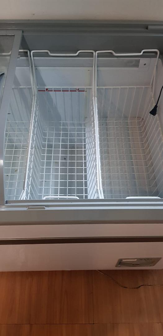 CHEST FREEZER FOR SALE, TV & Home Appliances, Kitchen Appliances