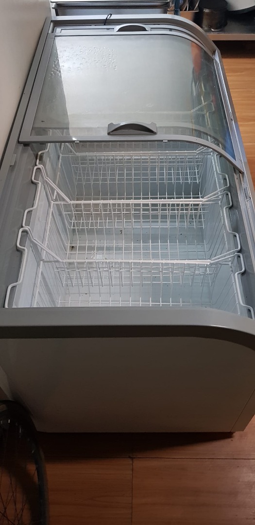 CHEST FREEZER FOR SALE, TV & Home Appliances, Kitchen Appliances