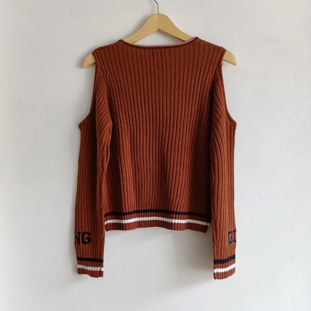 NWT Colorbox Cold Shoulder Sabrina Sweater not h&m zara stradivarius  bershka pull bear