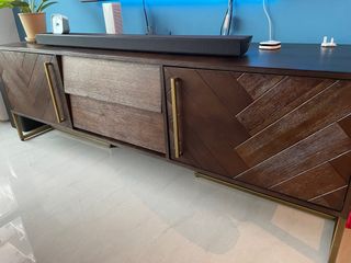 (Category: ) located in . Submitted by 6ounce (Listing ID 1193508729, Image 1). Description: .