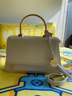 （分類：）位於 。 由 hhkei9 提交（商品編號 1193461431，圖片 1）。簡介： 。