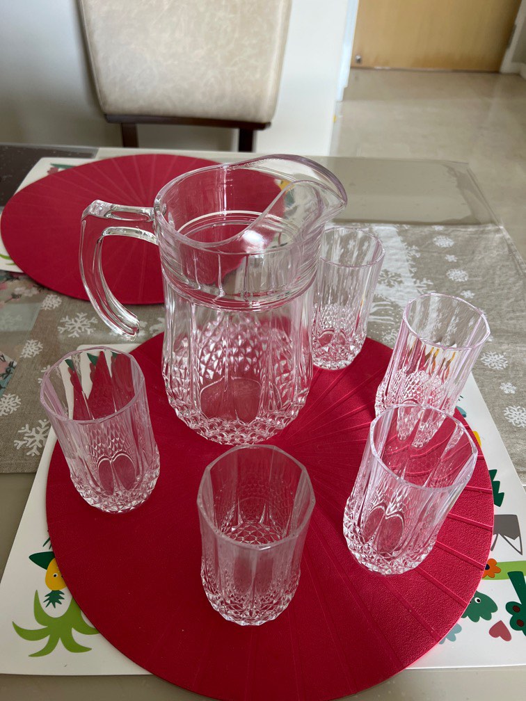Crystal Jug With 5 crystal Glasses, Furniture & Home Living
