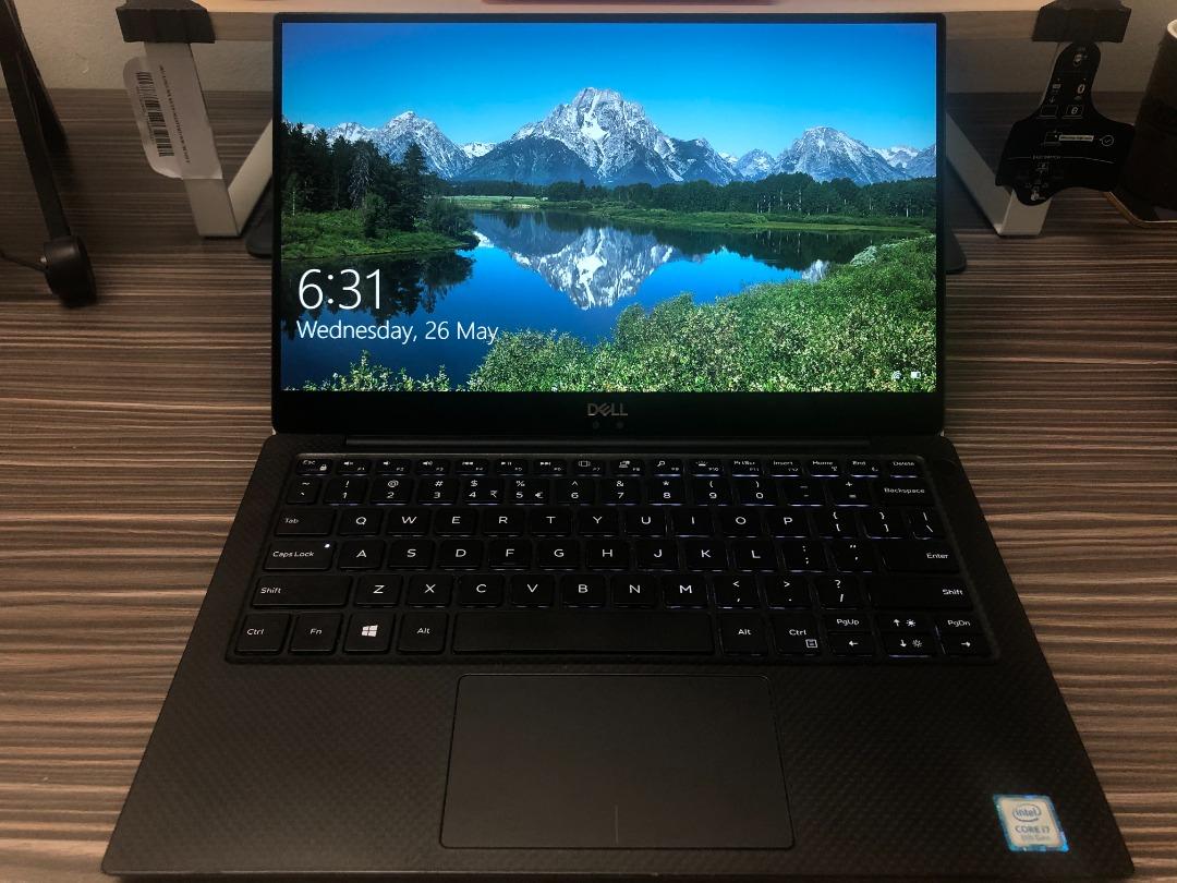 Dell XPS 13 9370 With Dell Premier Laptop Sleeve as Gift