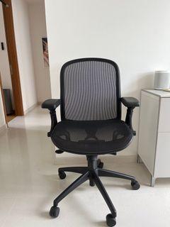 Excellent quality office chair