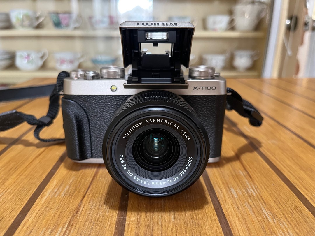 Fujifilm XT100 Camera, Photography, Cameras on Carousell