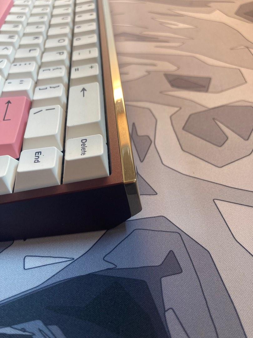 [Fully built with Keycaps] Mode65 Brass Bottom with Gateron Milky ...