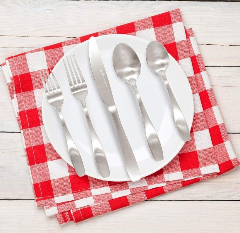 Glad 20-Piece Silverware Flatware Cutlery Set, Satin Finish (Category: Dinnerware & Cutlery) located in Marikina City. Submitted by skowshop (Listing ID 1193478194, Image 3). Description: About this item: Brand Glad Number of Pieces 20 Material Stainless Steel Color Satin Product Care Instructions Dishwasher Safe Finish Type Satin SERVICE FOR 4 – This 20-piece silverware set includes 4 salad forks, 4 dinner forks, 4 dinner knives, 4 dinner spoons