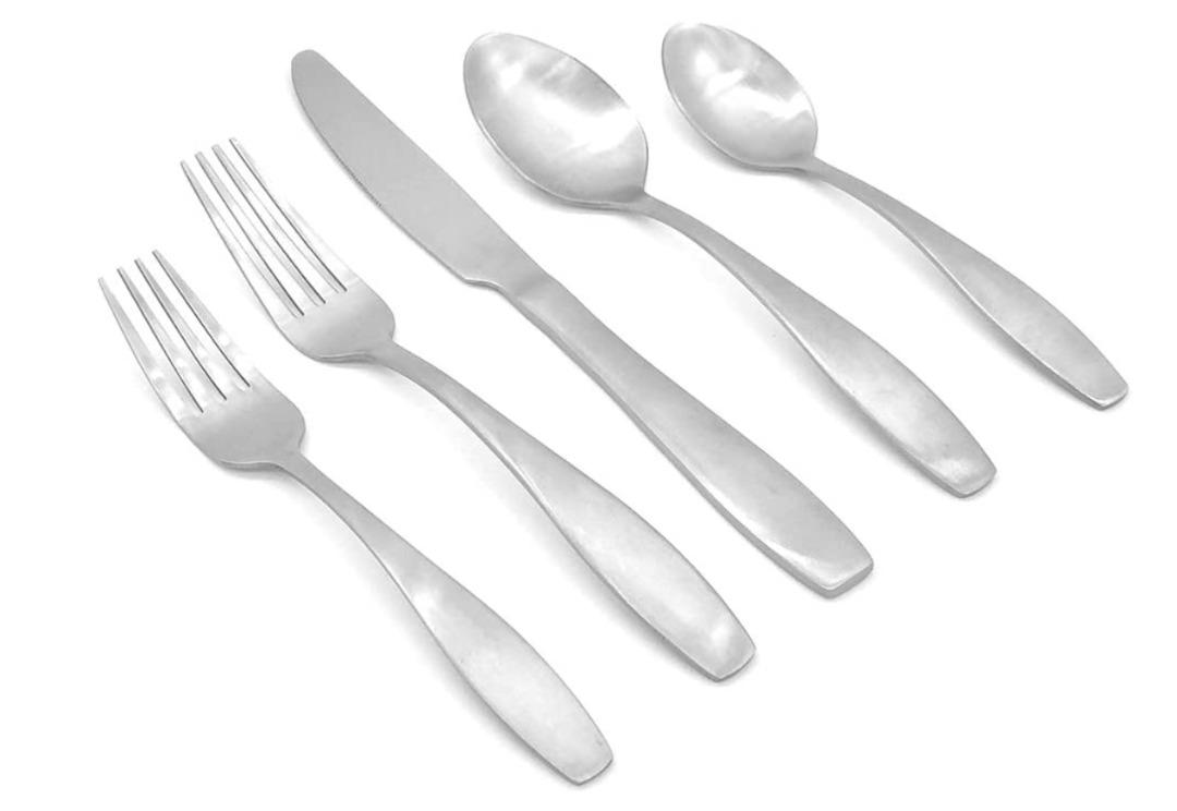 Glad 20-Piece Silverware Flatware Cutlery Set, Satin Finish (Category: Dinnerware & Cutlery) located in Marikina City. Submitted by skowshop (Listing ID 1193478194, Image 1). Description: About this item: Brand Glad Number of Pieces 20 Material Stainless Steel Color Satin Product Care Instructions Dishwasher Safe Finish Type Satin SERVICE FOR 4 – This 20-piece silverware set includes 4 salad forks, 4 dinner forks, 4 dinner knives, 4 dinner spoons