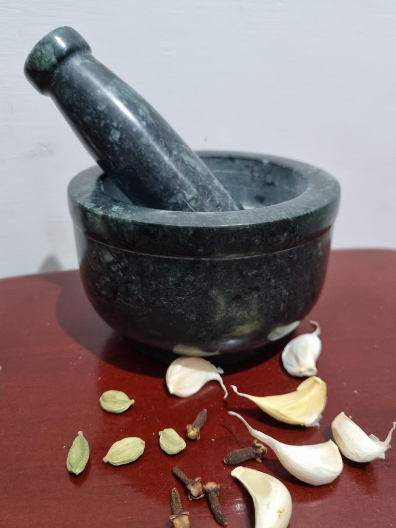 Green Granite mortar & pestle set, TV & Home Appliances, Kitchen
