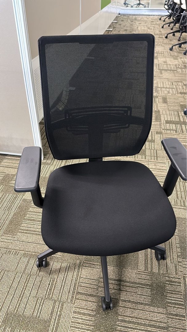 Haworth Chair, Furniture & Home Living, Furniture, Chairs on Carousell