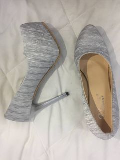 (Category: ) located in . Submitted by CZA.PRELOVED (Listing ID 1193534100, Image 1). Description: .