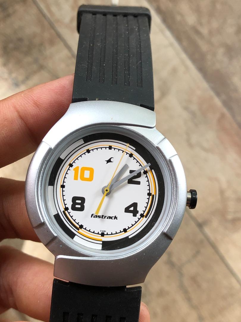 Fastrack 748pfa watch price new arrivals