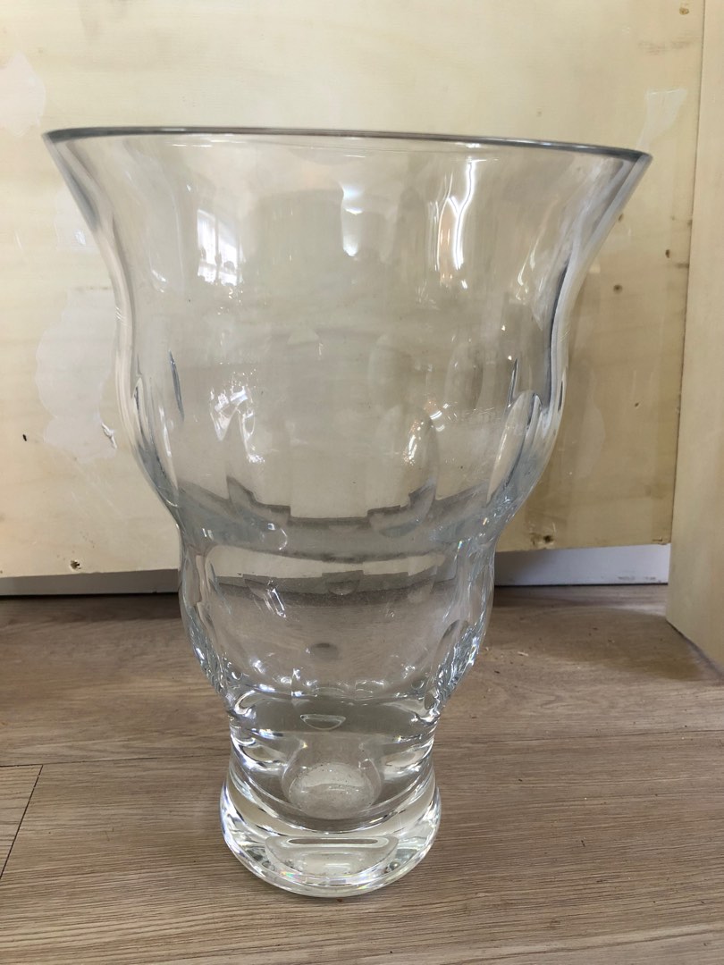 Large size John Rocha Crystal vase by WaterFord, 傢俬＆家居, 家居裝飾, 家居裝飾 其他
