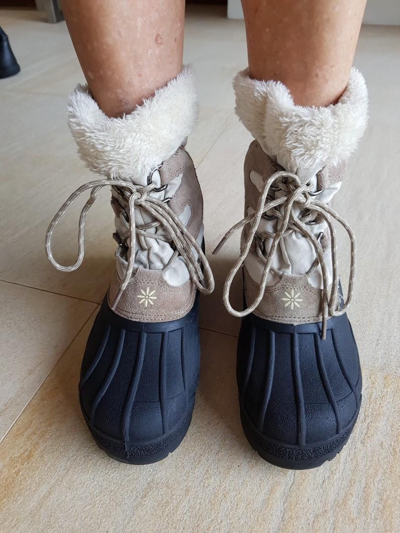 LADIES GIRLS WINTER SKI SNOWBOARD HIKING FURRY BOOTS WATERPROOF LEATHER RUBBER FLEECE Brand TRESPASS SIZE EU38 UK 5 US 6 Sports Equipment Other Sports Equipment and Supplies on Carousell