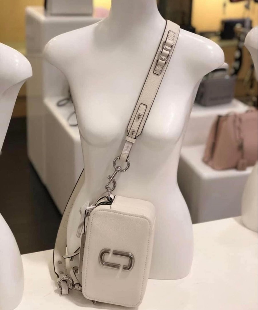 marc jacobs softshot 21 beige