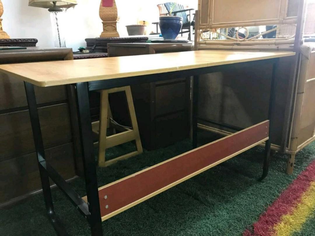 Meja Bahrain, Furniture & Home Living, Furniture, Tables & Sets on