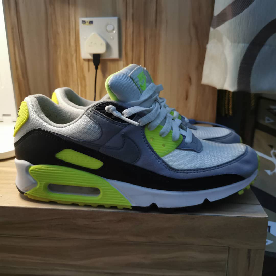 mens nike air max 90 volt