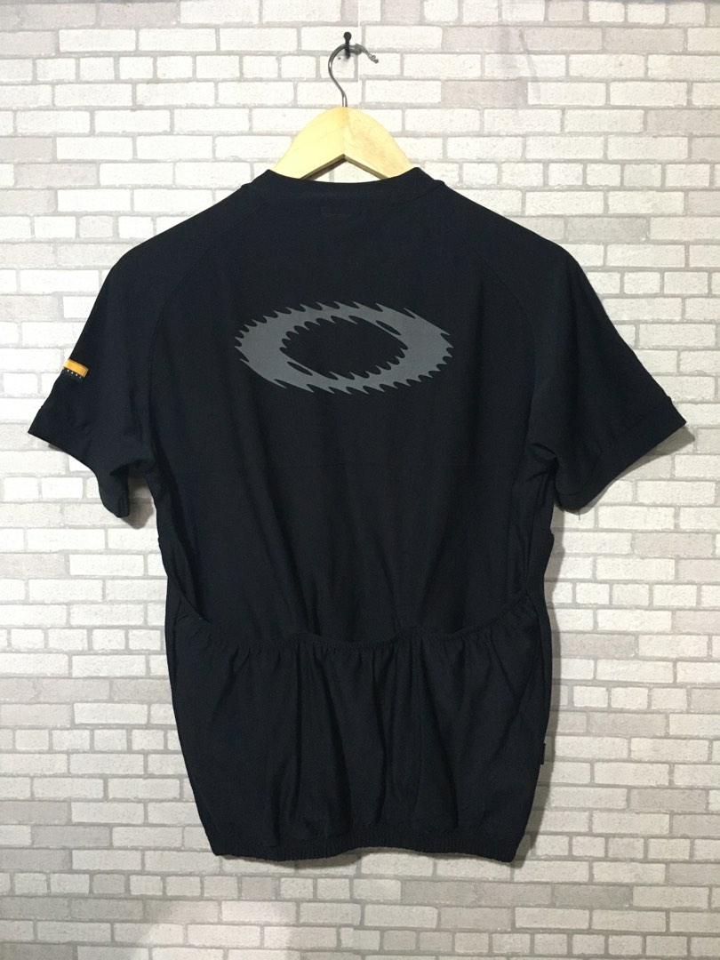 Oakley Cycling Jersey, Men's Fashion, Activewear on Carousell