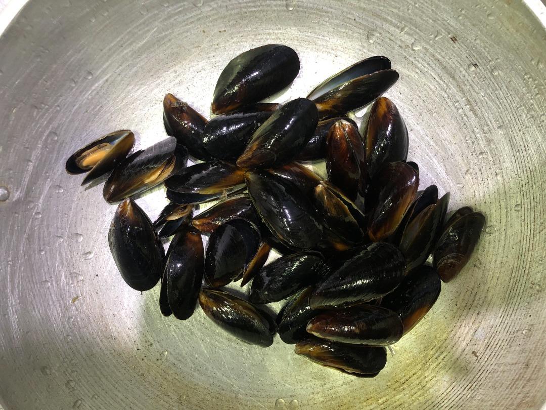 Pacific Bay Whole Mussels 500G., Food & Drinks, Chilled & Frozen Food