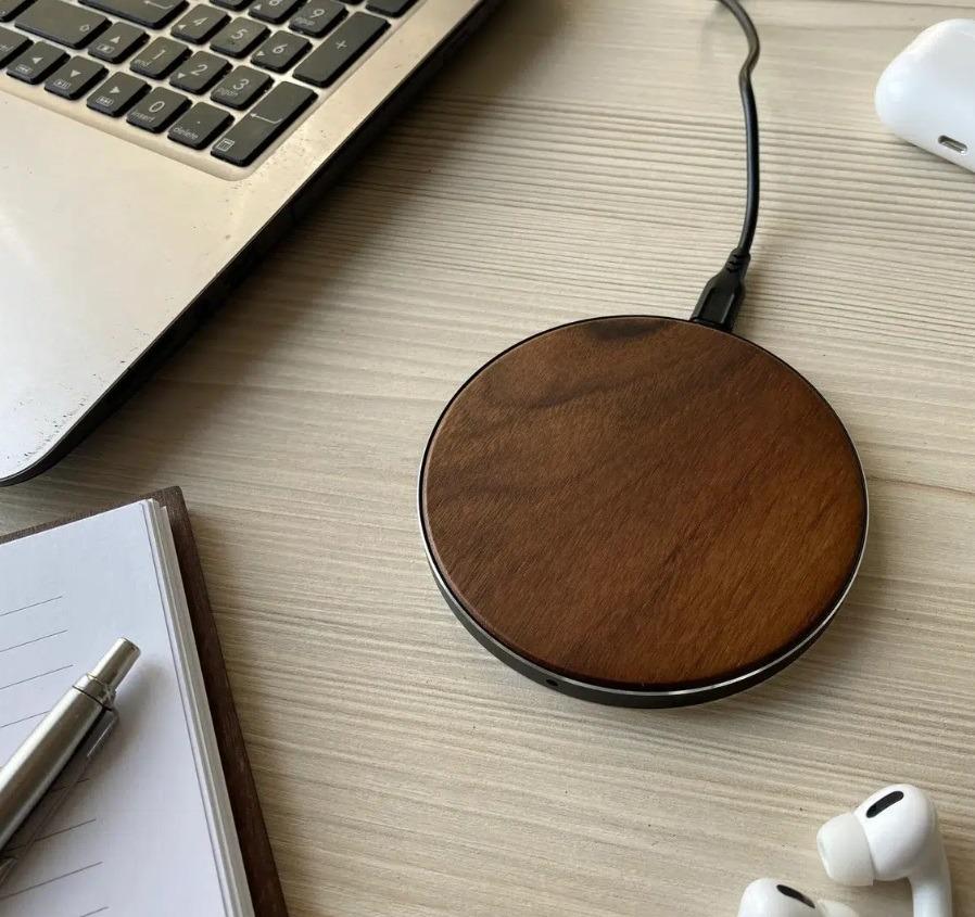 Natural Wood Stand for Apple MagSafe Charger, Real Walnut Mount Compatible  with iPhone15/14/13/12