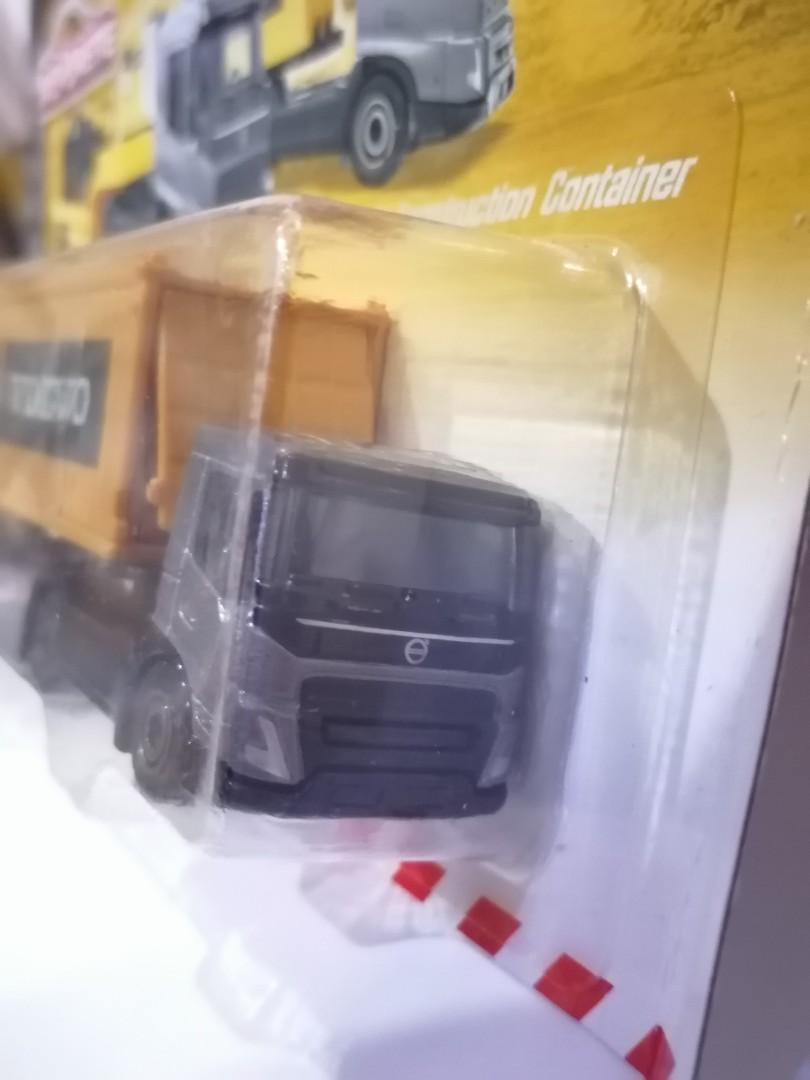 Volvo Truck FMX Skip Yellow color Construction series Majorette Scale 1:87