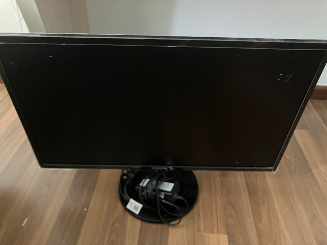 Samsung 24 inch monitor, Computers & Tech, Parts & Accessories, Monitor ...